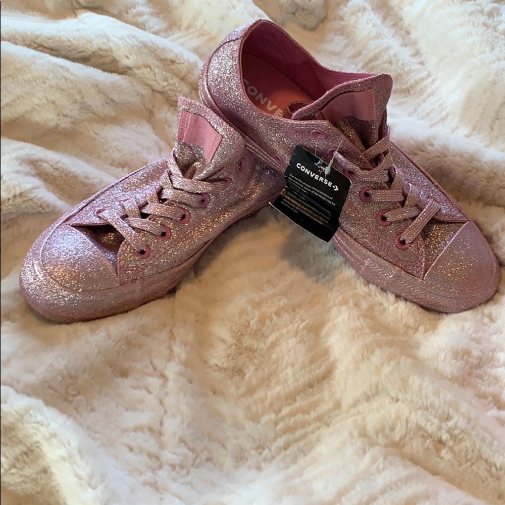 Glitter pink converse